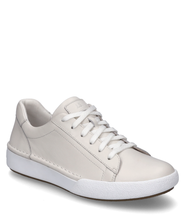 Claire 01 - Image 2