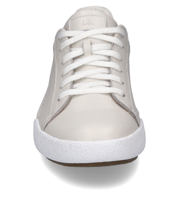 Claire 01 - Image 5