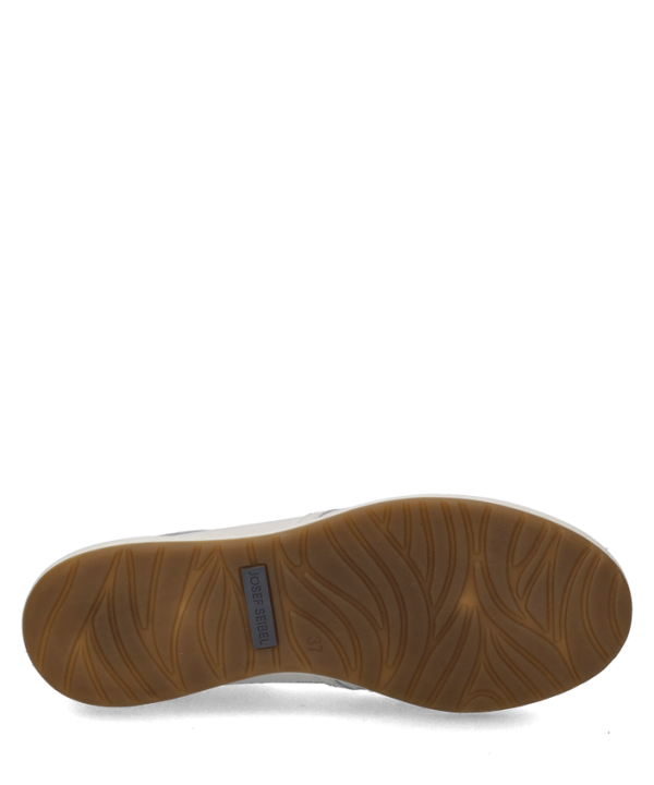 Caren 72 - Image 6